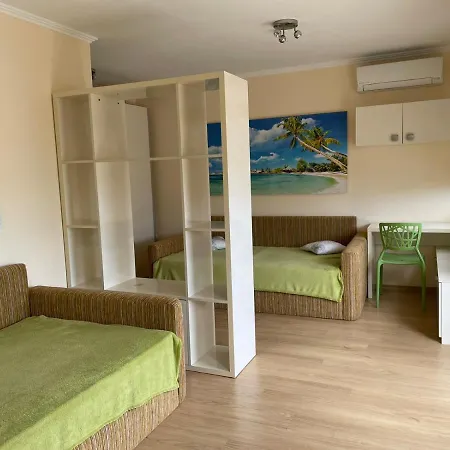 Sea View Apartment *