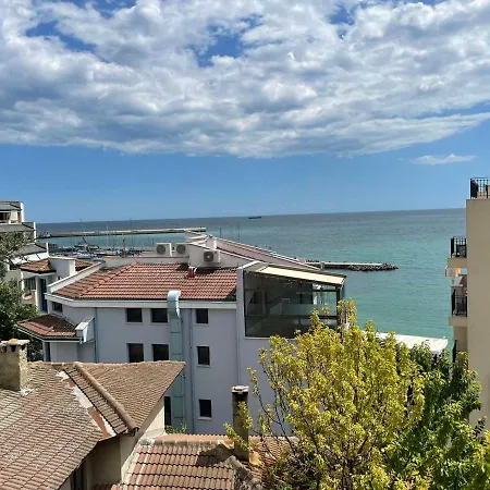 Sea View *